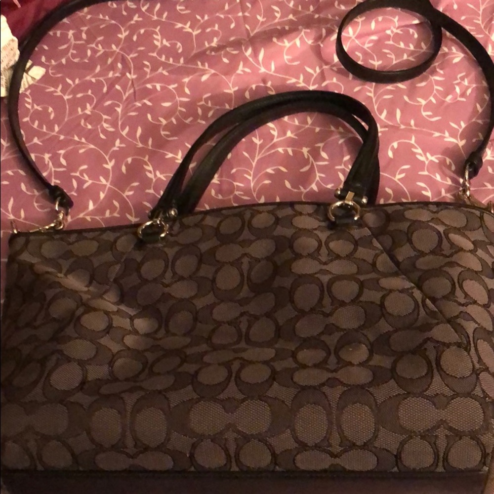 Coach purse - Picture 5 of 5